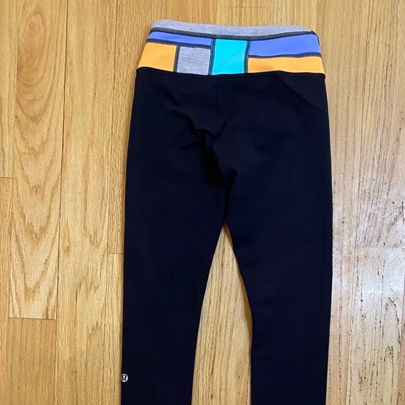ARCHIVE Lululemon WunderUnder Leggings Size:2 Black//Multi - Picture 2 of 7